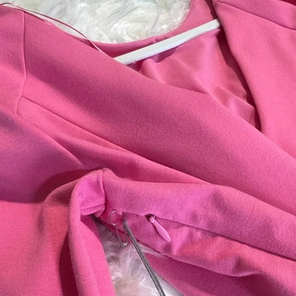 Jennifer Lopez Women’s Ponte Long Sleeved Sheath Dress w/ Scooped Back Size L - Picture 7 of 7